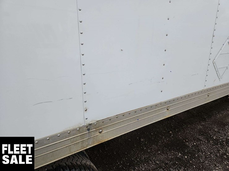 2012-ford-e450-image-28