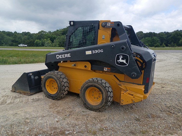 2022-deere-330g-image-4