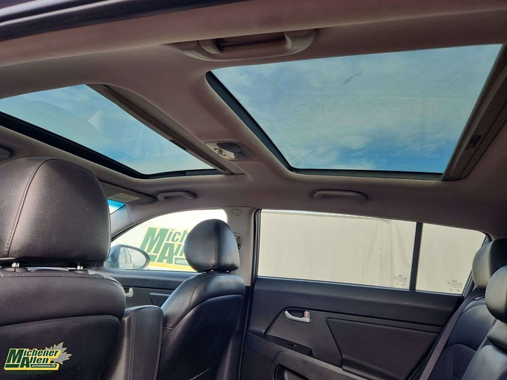 2012-kia-sportage-image-16