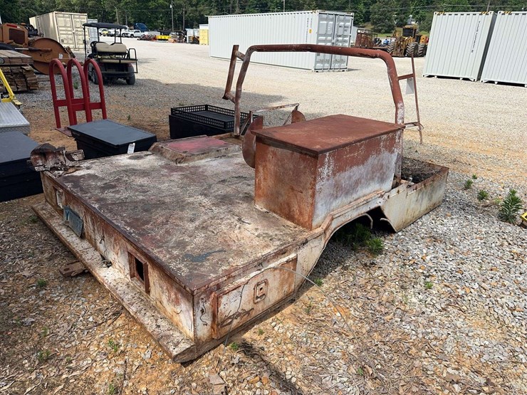 flatbed-welding-bed-with-vise-image-5