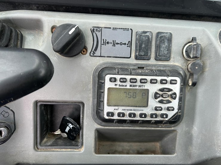 2016-bobcat-e26-image-24