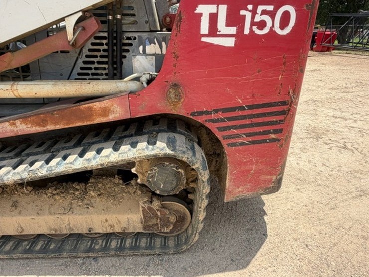 takeuchi-tl150-image-10
