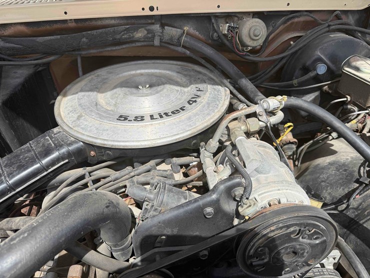 1985-ford-bronco-image-26
