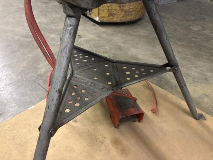 ridgid-300-pipe-threader-image-9