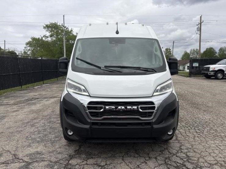 2024-dodge-3500-image-7