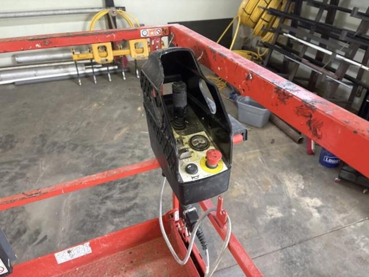 2020-skyjack-scissor-lift-image-14