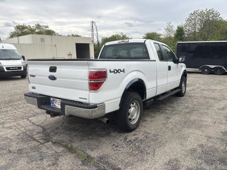 2012-ford-f150-xl-image-5