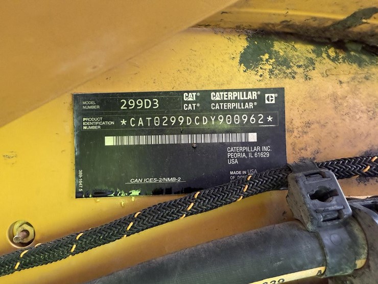 2019-caterpillar-299d3-image-28
