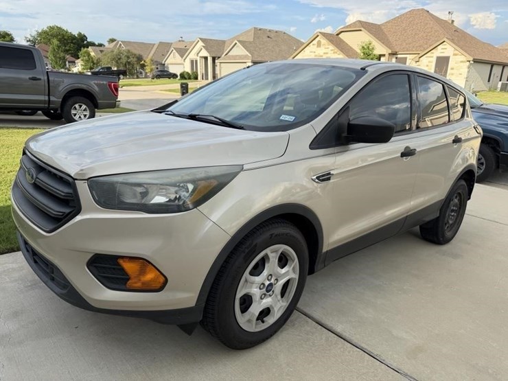 2018-ford-escape-image-3