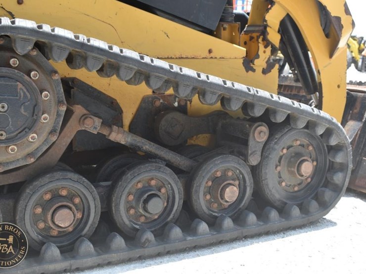 2018-caterpillar-257d-image-42