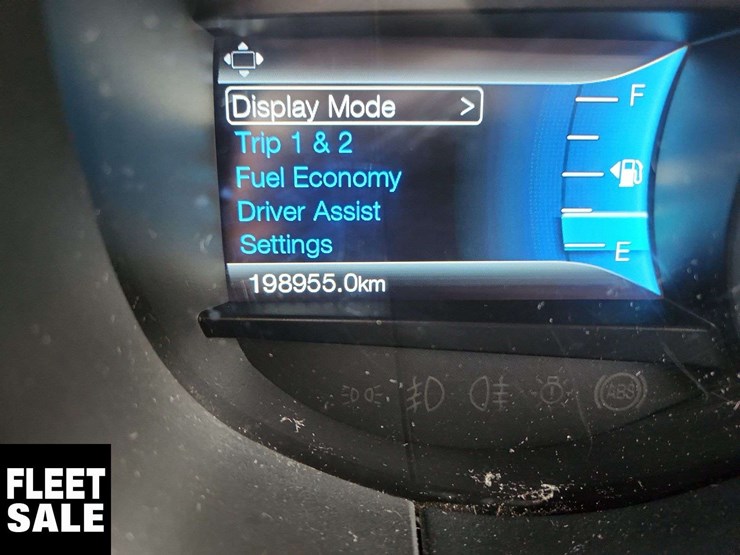 2016-ford-edge-sel-image-33