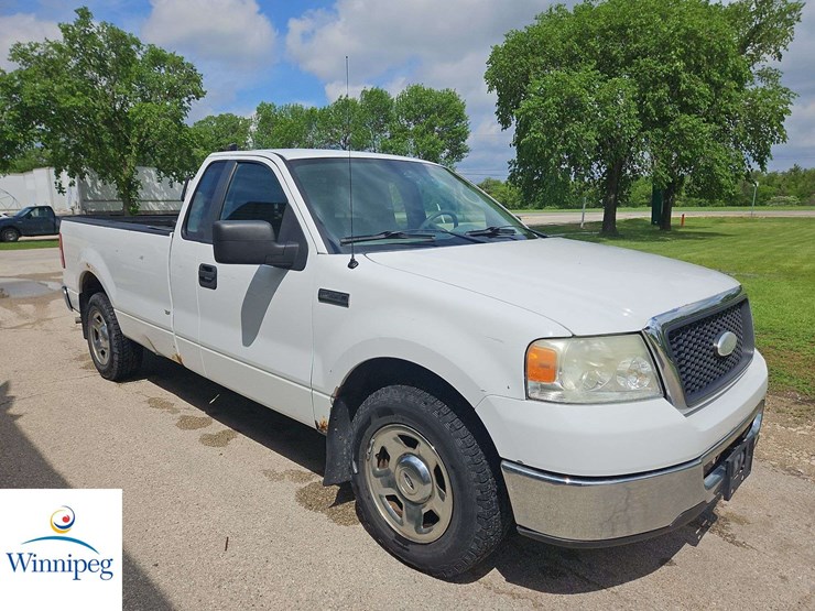 2007-ford-f150-xlt-image-2