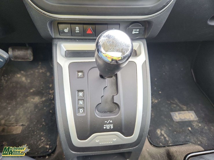 2014-jeep-compass-image-22