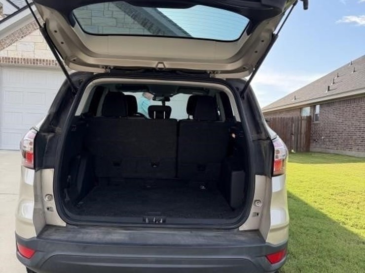 2018-ford-escape-image-12