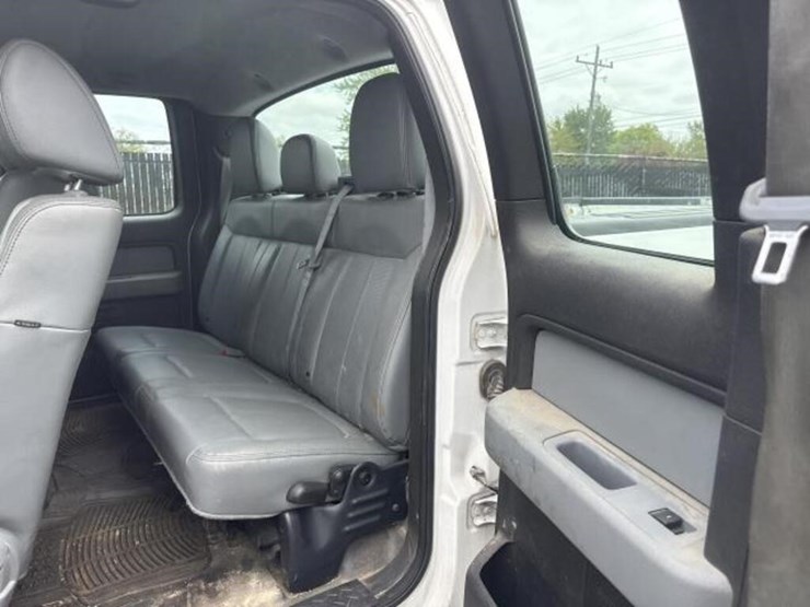 2011-ford-f150-xl-image-13