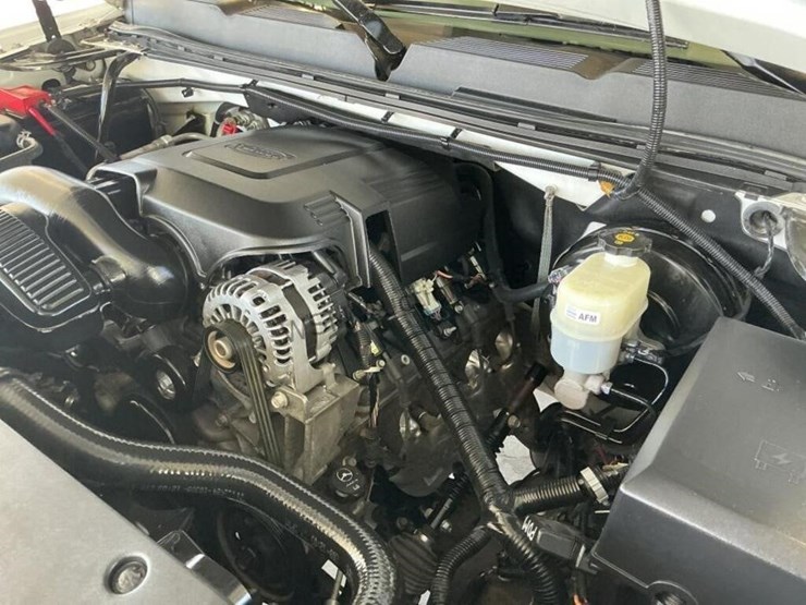 2013-chevrolet-silverado-1500-image-11