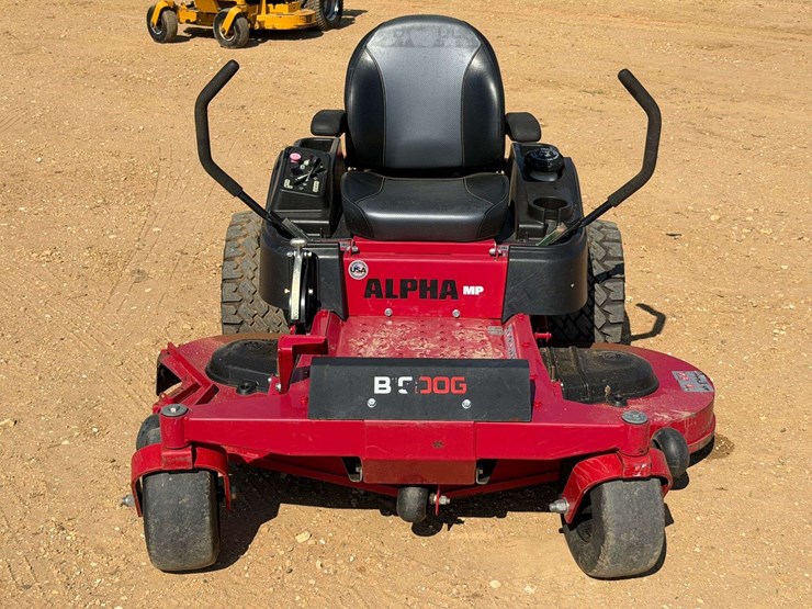 big-dog-60"-zero-turn-mower-(131-hours)-image-5