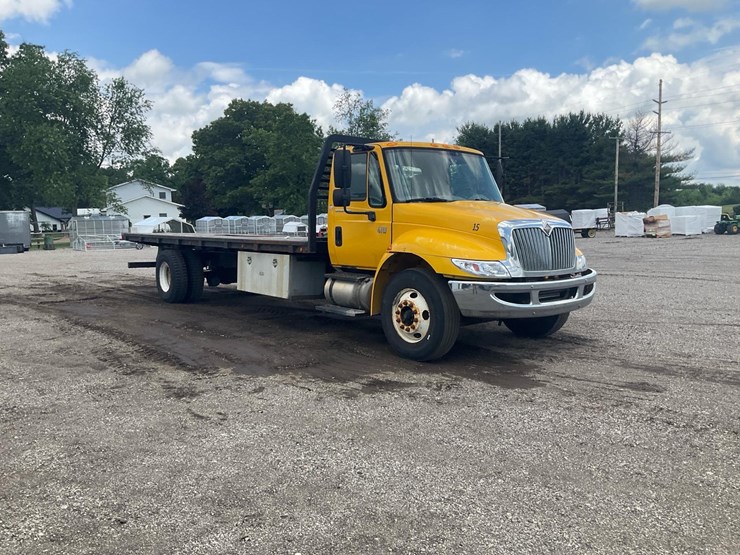 2007-international-durastar-4300-image-3