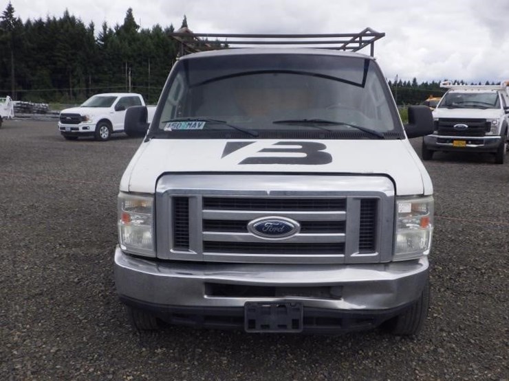 2009-ford-e350-image-2