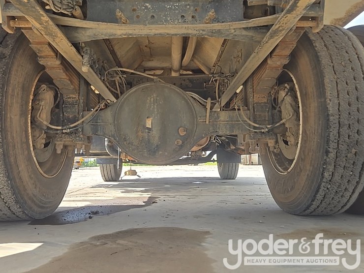 2019-ford-f750-xl-image-22