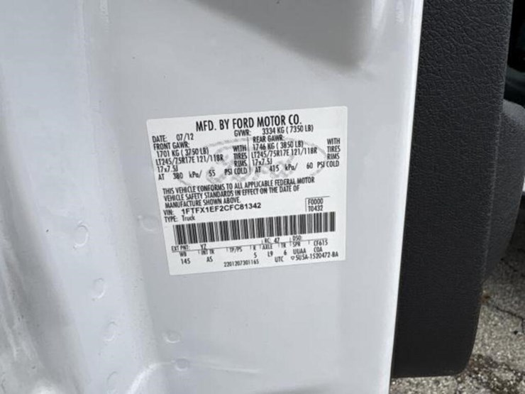 2012-ford-f150-xl-image-23