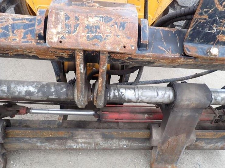 2010-jcb-510-56-image-61
