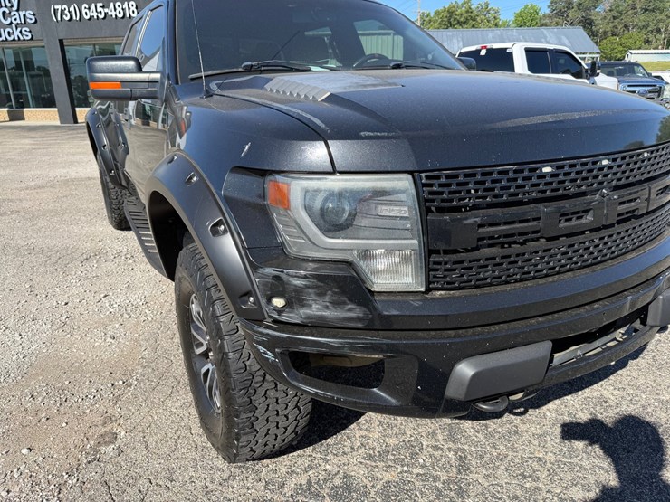 2013-ford-f150-raptor-image-8