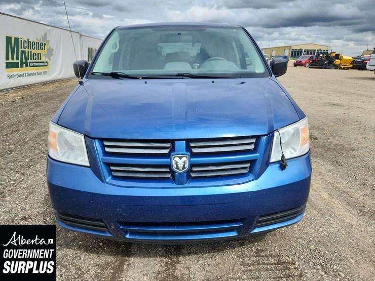 2010-dodge-grand-caravan-se-image-16