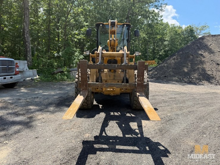 2014-caterpillar-930k-image-39