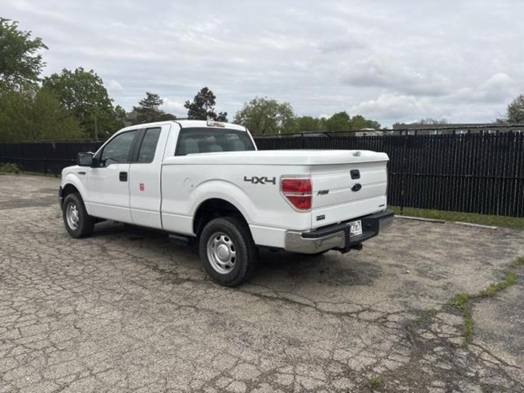 2012-ford-f150-xl-image-3
