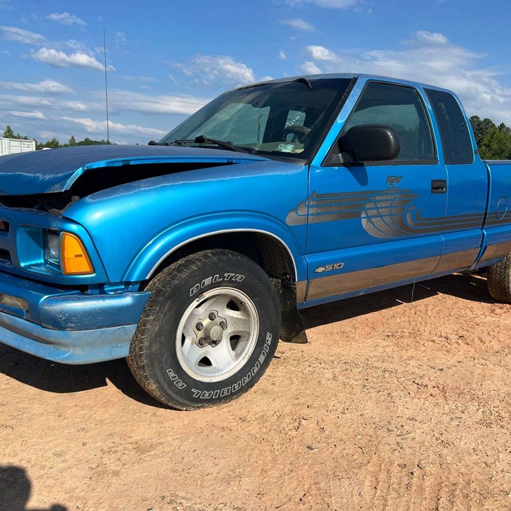 1995 CHEVROLET S10