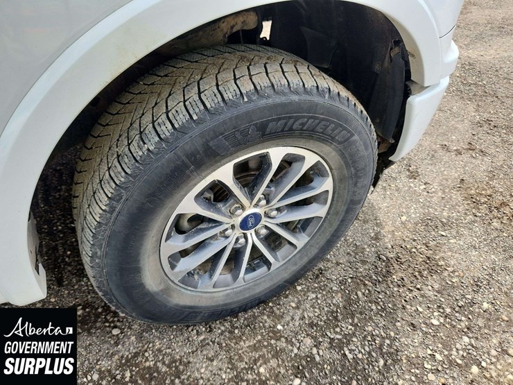 2020-ford-6.5-ft-image-32