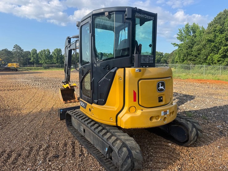 2021-deere-50g-image-3