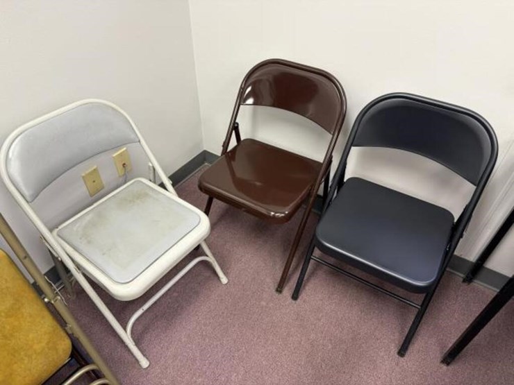 (9)-metal-folding-chairs,-various-colors-image-2