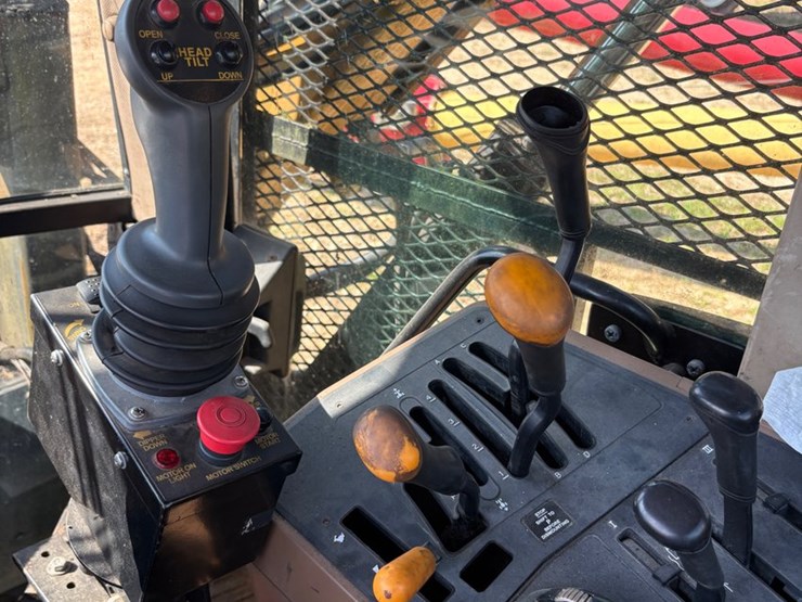 1996-john-deere-6200-image-8
