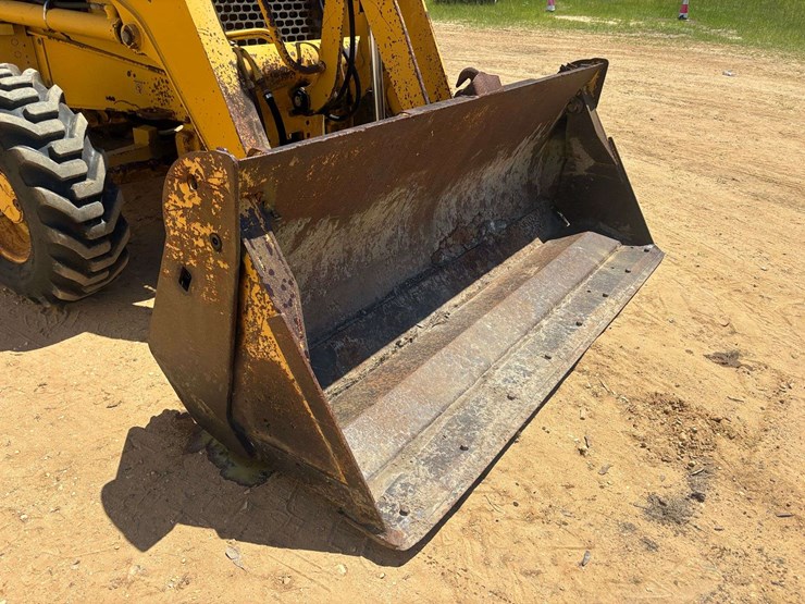 deere-410e-image-10