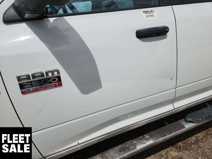 2012-dodge-2500-image-27