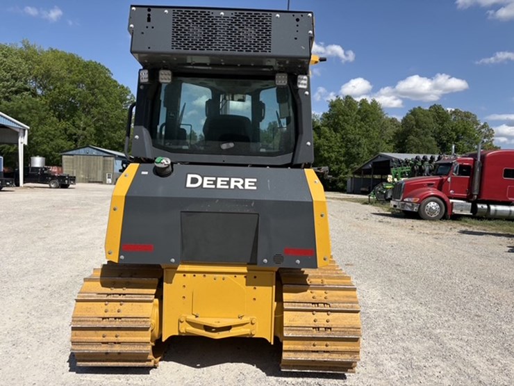 2023-deere-450-p-tier-lgp-image-6