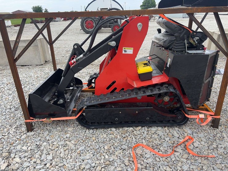 2026-sdlanch-dll60-tracked-mini-skid-steer-image-2