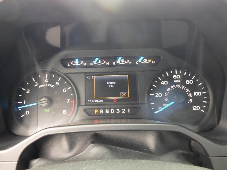 2016-ford-f150-xl-image-25