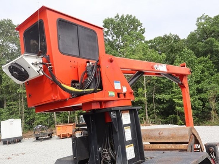 #443-•-2016-freightliner-m2-grapple-truck-image-40