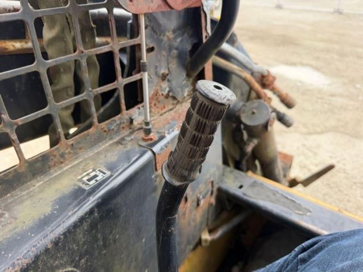 1998-new-holland-lx885-image-15