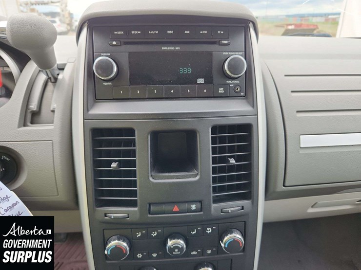 2010-dodge-grand-caravan-se-image-21
