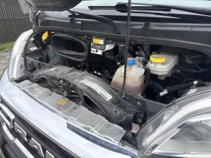 2023-dodge-3500-image-21