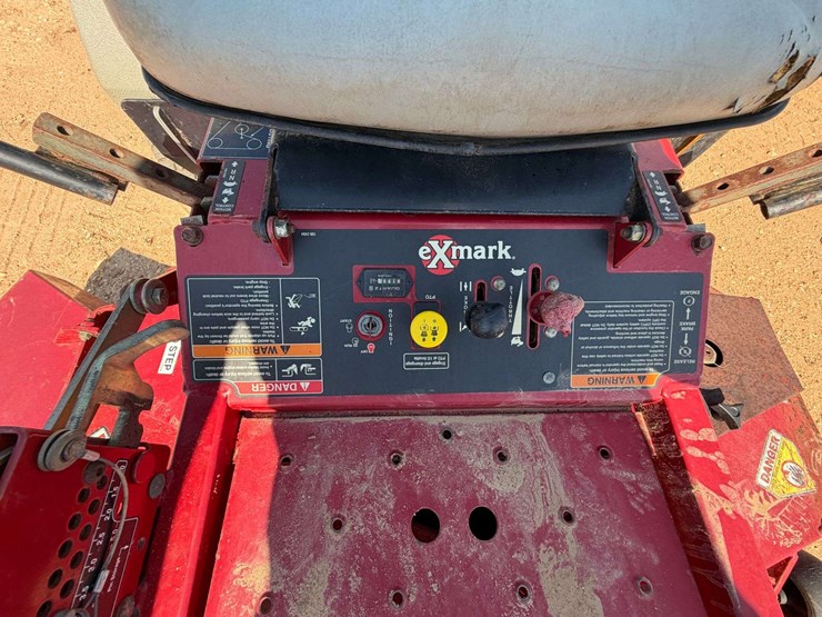 exmark-phazer-44"-zero-turn-mower-(799-hours)-image-12