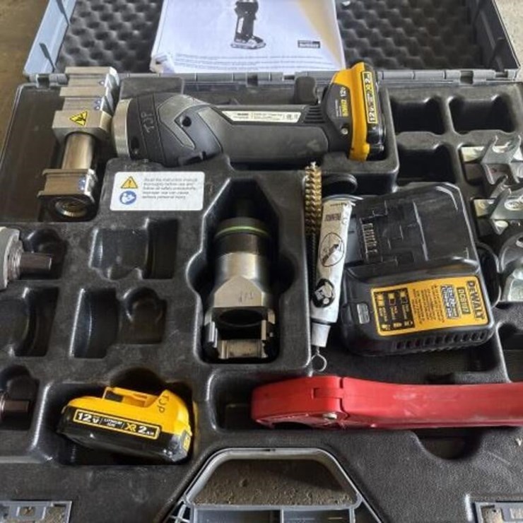 Rehau Everloc power tool