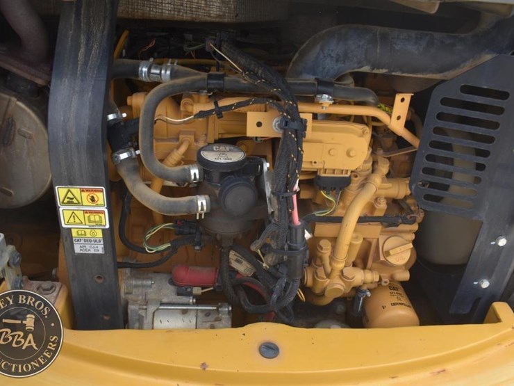 2016-caterpillar-305e2-cr-image-39
