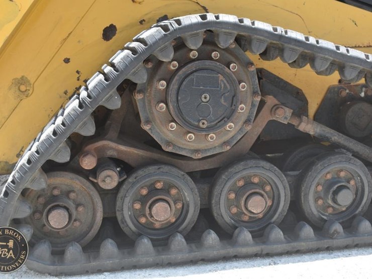 2018-caterpillar-257d-image-41