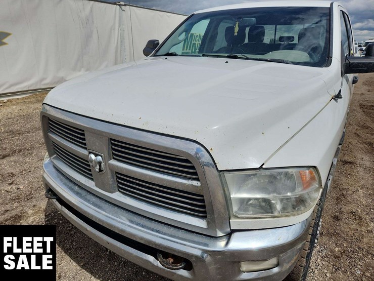 2012-dodge-2500-image-24