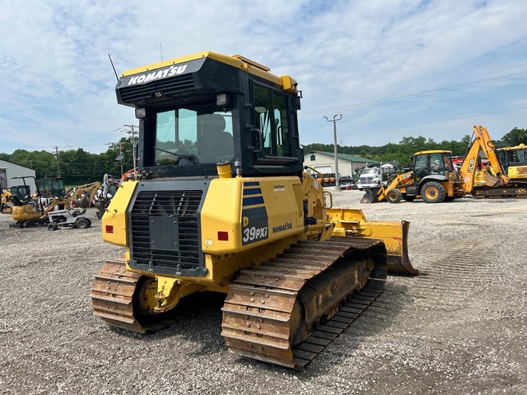 2016-komatsu-d39pxi-24-image-4